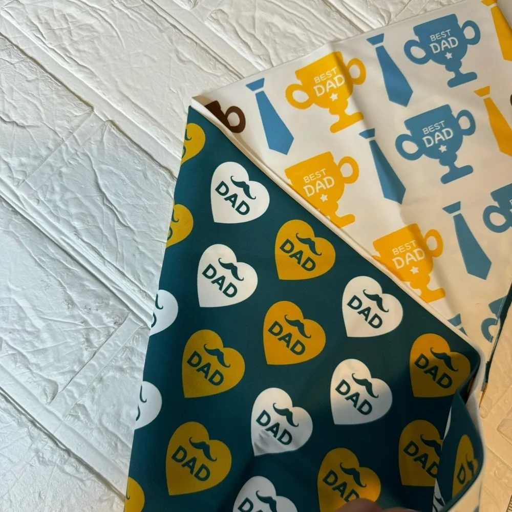 NEW Dog Triangle Bandanas 2 Pack “I Love My Dad” Size Large